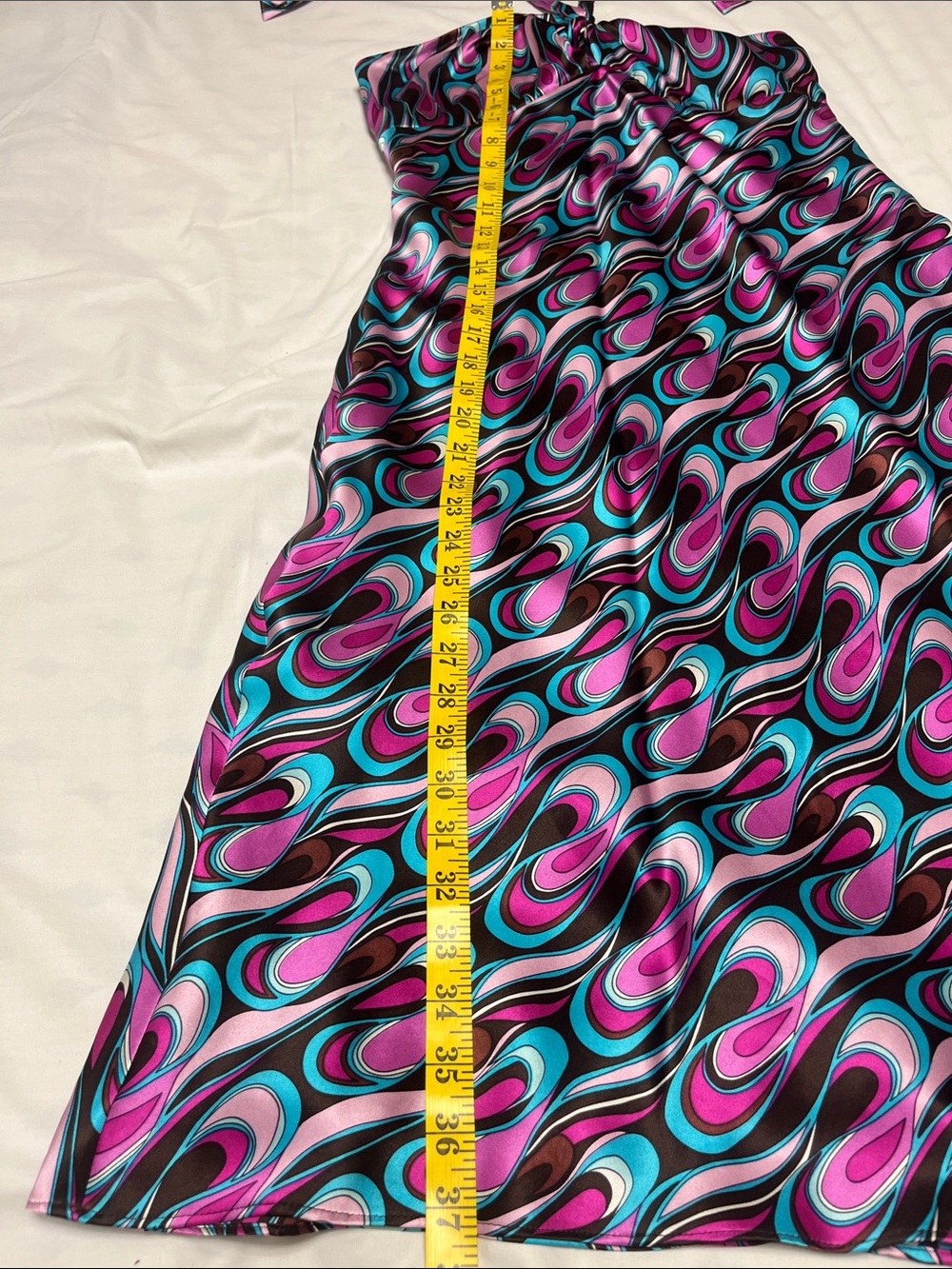 100% Silk Laundry By Shelli Segal Swirl Pattern Halter Dress. - Picture 4 of 9